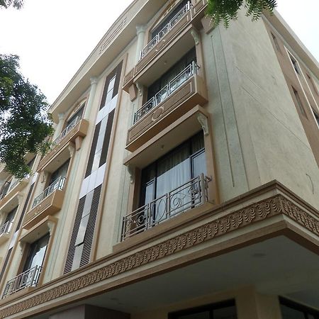فندق شيرديفي  Sai Heera Residency المظهر الخارجي الصورة