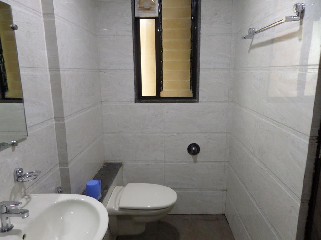 فندق شيرديفي  Sai Heera Residency المظهر الخارجي الصورة