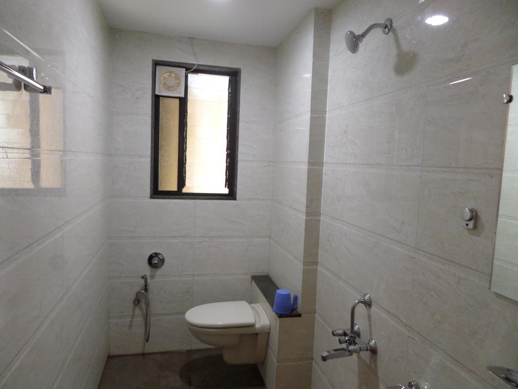 فندق شيرديفي  Sai Heera Residency المظهر الخارجي الصورة